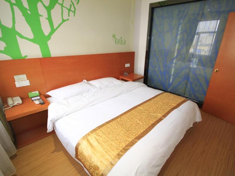 Vatica Shangdong Heze Mudan Road Shangri-La Square Hotel Eksteriør billede